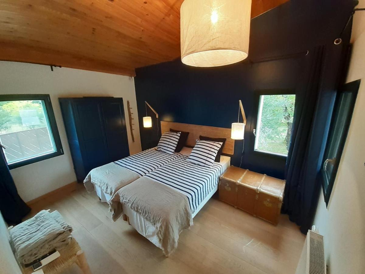 Un Je Ne Sais Quoi De Paradis Les Vans Esterno foto