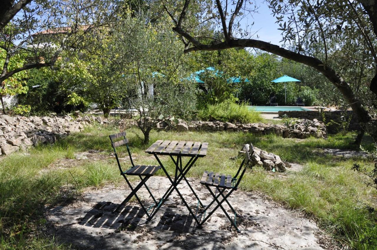 Un Je Ne Sais Quoi De Paradis Les Vans Esterno foto